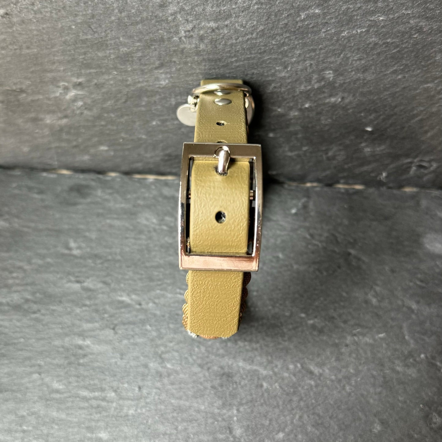 Collier bi-matière : Kaki